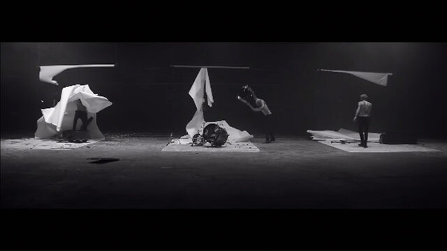 Alles moet kapot in de nieuwe video van Biffy Clyro