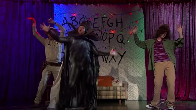 James Corden maakt Stranger Things en Game of Thrones Musical