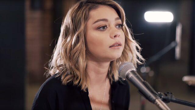 Modern Family-actrice covert 'Closer' van The Chainsmokers