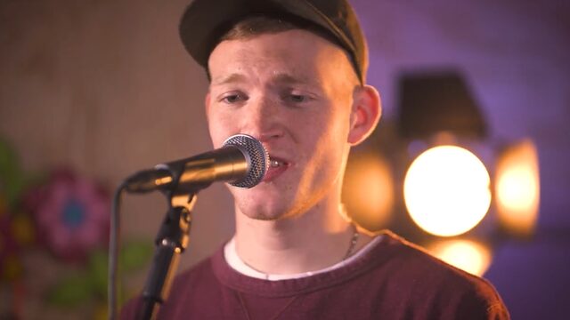 Deze live-sessie van Paul Sinha is heel chill