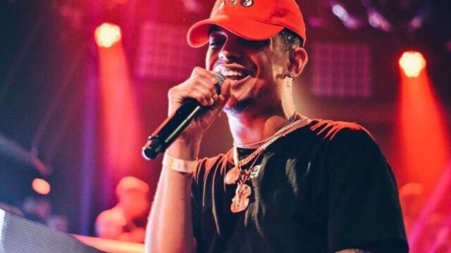 Documentaire: 'Ronnie Flex, alleen met iedereen'