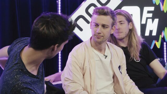 Luc wordt ontgroend als reporter op de Solar huisfeesten