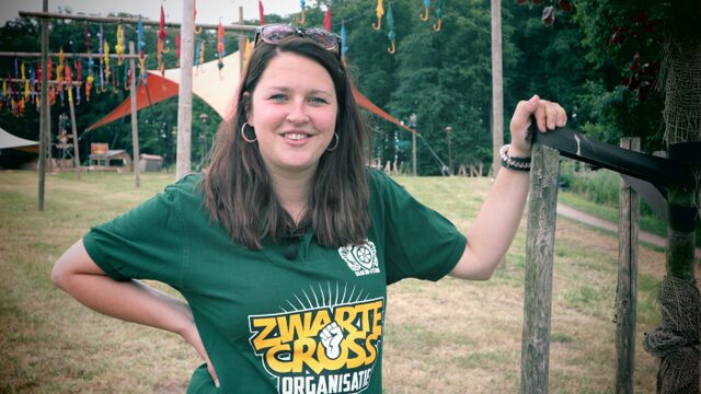 Hoe bouw je het gigantische Zwarte Cross festival op?