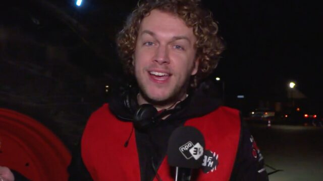 Mark leert trekker rijden: met gevaar voor ieders leven!