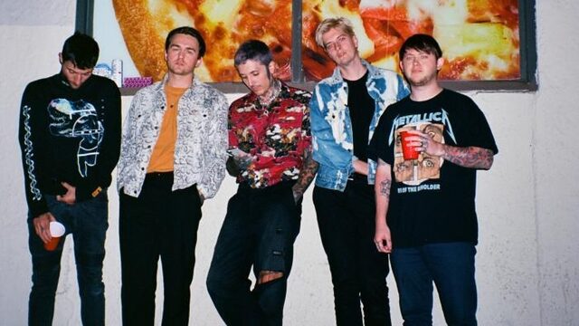 Bring Me The Horizon covert Billie Eilish' 'when the party's over'