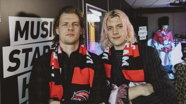 VANT met 'Best Friend' in de 3FM Live Box