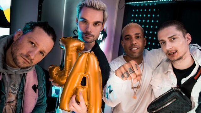 Bizzey, Kraantje Pappie en Yung Felix live bij Domien