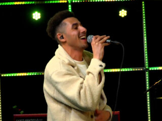 Joël Domingos staat ‘VoorAan’ in de 3FM Live Box