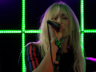 Yori met 'Night Sky' en haar nieuwste single 'Delaware' in de 3FM Live Box