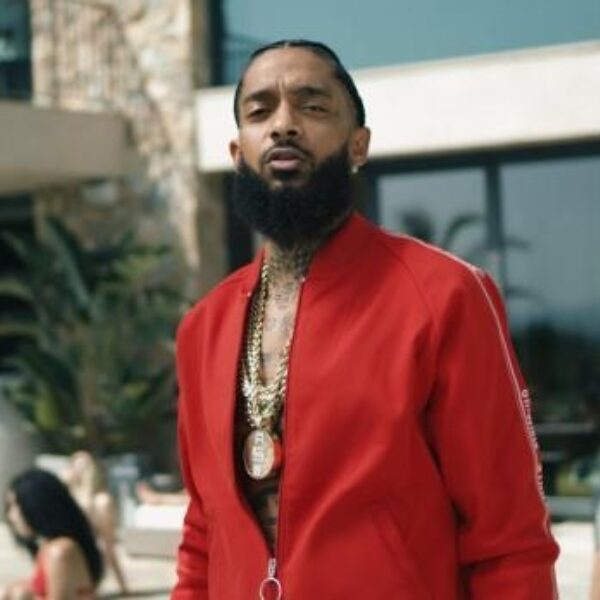 Nipsey Hussle doodgeschoten voor deur eigen kledingwinkel