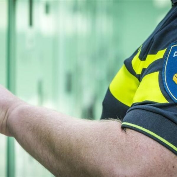 Rotterdamse agenten niet vervolgd voor racistische WhatsApp-berichten