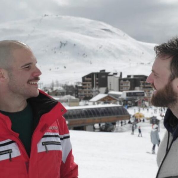 Tim Hofman deelt emotionele post voor overleden Jeroen (Over Mijn Lijk): "Ik ga je missen vriend"