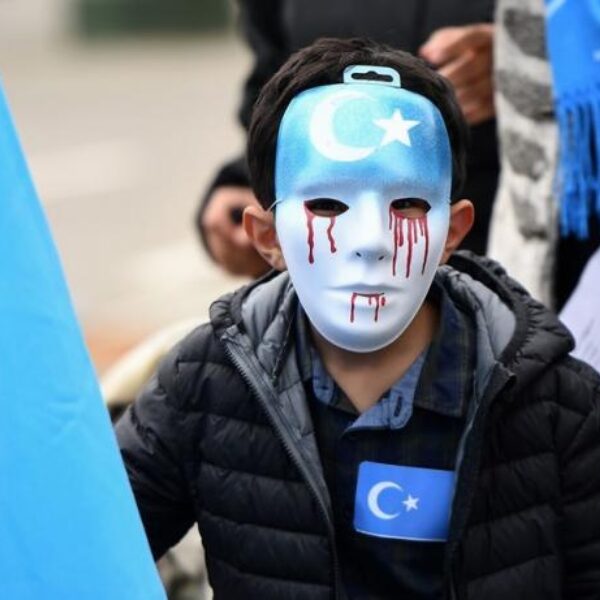 China sluit moslims op in kampen: dit is wat er aan de hand is