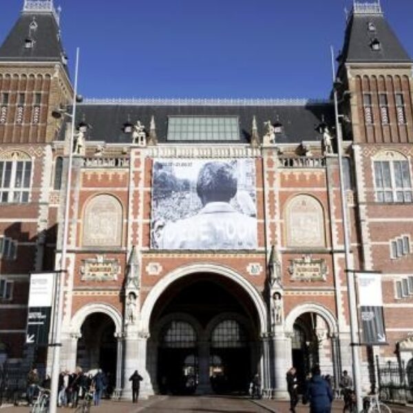 Waarom hebben wij nog steeds gestolen kunst van voormalige koloniën?