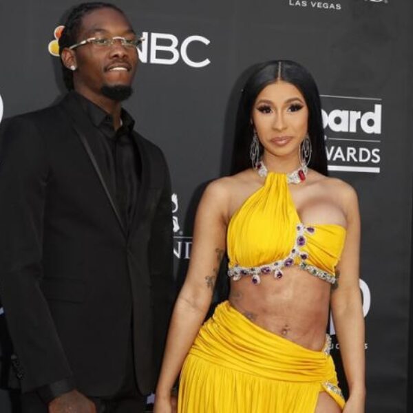 Cardi B geeft duidelijkheid over scheiding: 'Moe van dat f*cking geruzie'