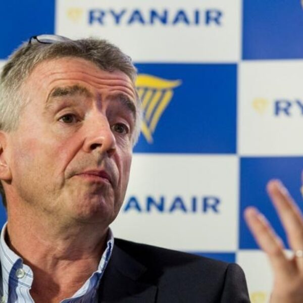 Baas Ryanair onder vuur na uitspraak over strengere controles voor moslimmannen