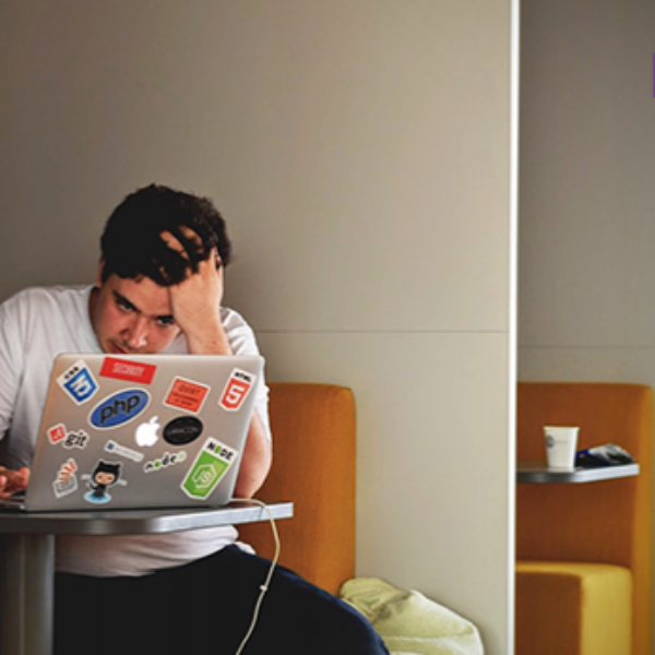 Stress om een hoge studieschuld: terecht of onnodig?