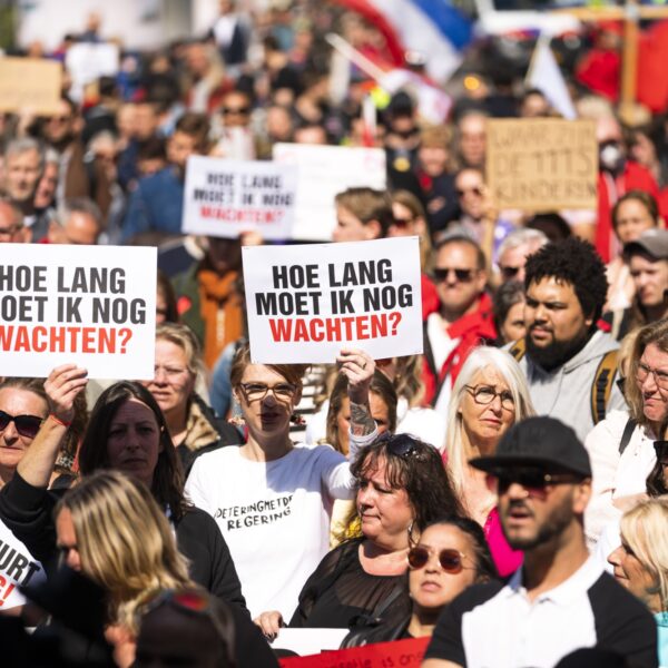 Oproep tot protest voor gedupeerde kinderen van toeslagenschandaal: "Erken de impact"