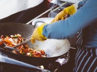 Vegetarisch restaurant aangeklaagd voor serveren mensenvlees