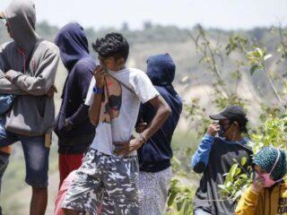 Ruim 1200 doden op door tsunami getroffen Sulawesi