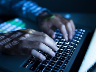 Zo maken oplichters online sneaky misbruik van het coronavirus