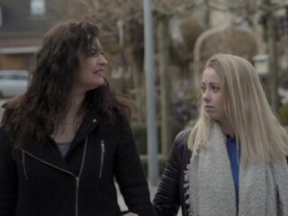 Esma over Bosnische burgeroorlog: ''Moslimmannen werden meegenomen en doodgeschoten''