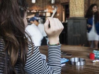 Coffeeshops verdwijnen mogelijk uit Rotterdam