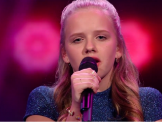 VIDEO'S: Esmée wint The Voice Kids 2016