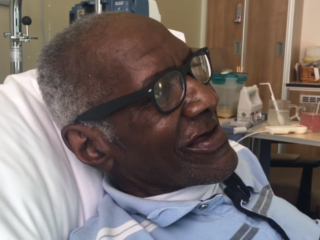 Zingende straatverkoper 'Blikkie' heeft uitgezaaide leverkanker