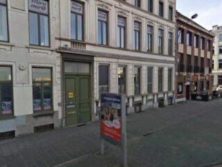 Belgisch stel moet hun huis afstaan nadat dertien krakers het innemen