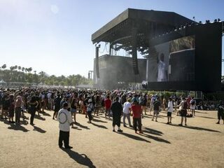 Zo raak je nooit meer je vrienden kwijt op een festival!