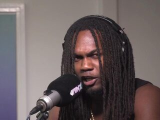 Julius maakt de studio onveilig met sessie bij Youssef & Ouassima