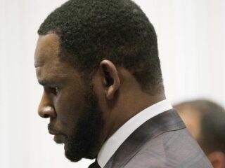R. Kelly beschuldigd van seksueel misbruik minderjarige jongen