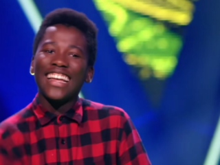 Ongelofelijk: Jonge Stromae en André Hazes blazen jury van The Voice Kids omver!
