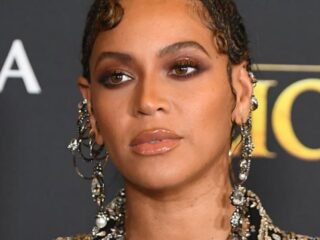 Beyoncé pakt 7e nummer 1 plek met album The Gift