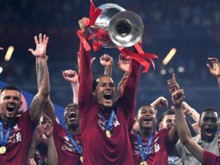 6 memorabele momenten die boeiender waren dan het voetbal van Liverpool en Tottenham Hotspur