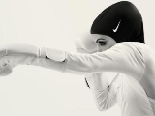 Nike lanceert een speciale sporthoofddoek