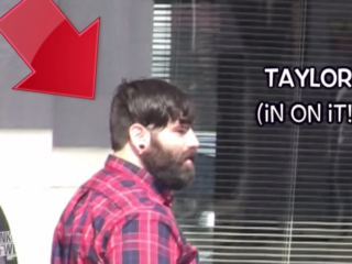 VIDEO: Overval blijkt ongelofelijke huwelijksaanzoek