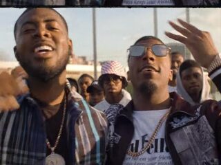 Henkie T en JoeyAK de DiXte met 'Snelle Jongen Dunne Jasje'