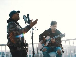 Kris Salvathore covert 'Plek Als Dit' van Ronnie Flex