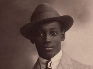 Over deze Surinaamse held hebben we het te weinig in Nederland