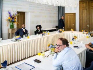 Rutte wil concrete plannen voor bestrijding racisme: 'We moet naar nul'