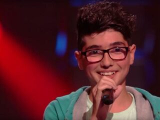 Voice Kids-ster Jean blijkt geen Syrische vluchteling en wordt online kapotgemaakt