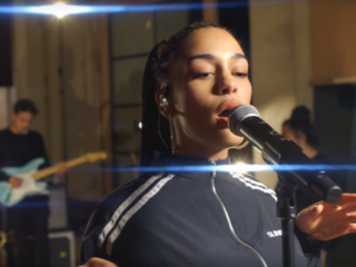 Deze 'No Scrubs'-cover van Jorja Smith is je tijd zeker waard