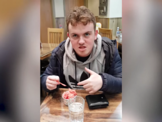 Je moet 18+ zijn om dit duivelse ijsje te eten