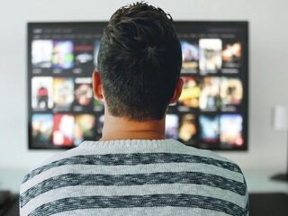 Is het slecht om regelmatig een serie te bingewatchen?