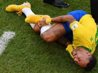 7 hilarische memes over Neymars oscarwaardige acteerkunsten