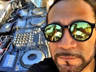 The MiX: DJ Fai-Oz