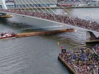 Demonstratie Rotterdam afgebroken wegens drukte