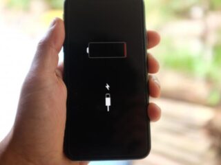 Amerikaanse iPhone-bezitters krijgen geld van Apple wegens gesjoemel met batterijduur